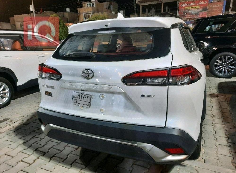 تۆیۆتا فرۆنتلاندەر